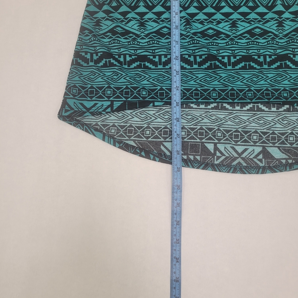 Loop 18 Lace Racerback Tank Top - Picture 6 of 10